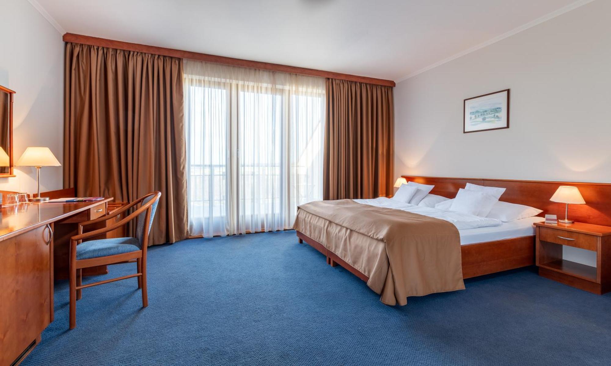 April Hotel Panorama Rychnov nad Kneznou Ngoại thất bức ảnh