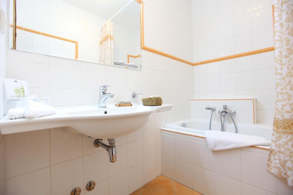 April Hotel Panorama Rychnov nad Kneznou Phòng bức ảnh