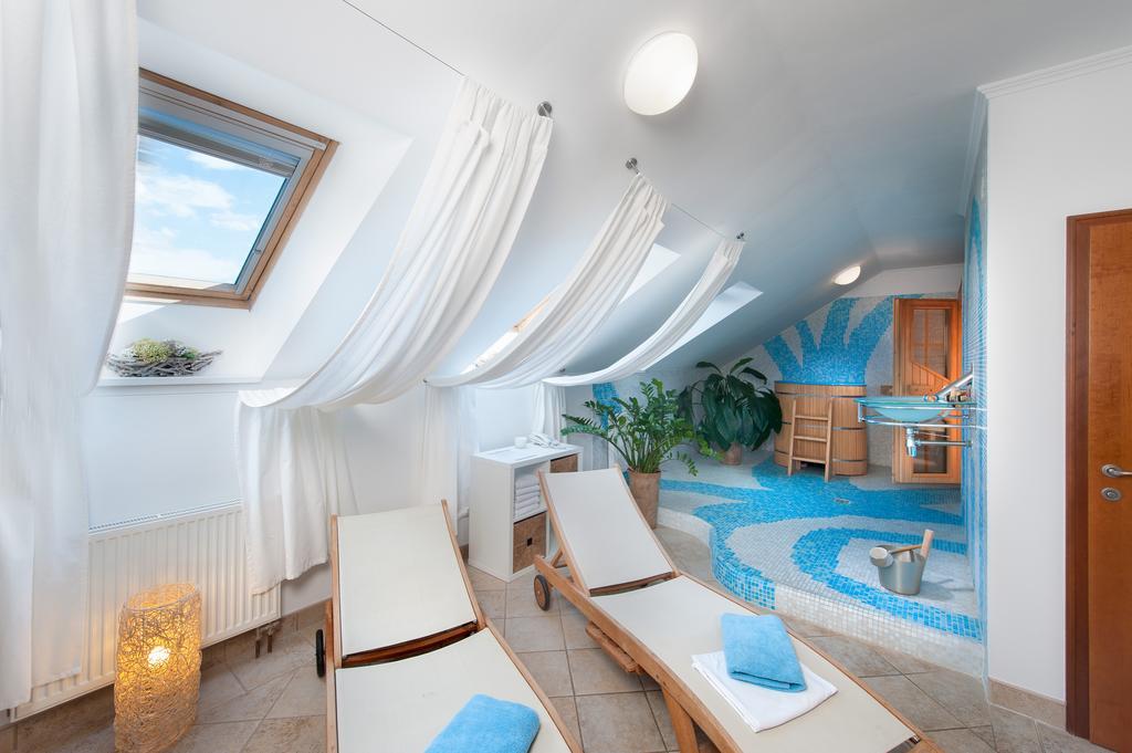 April Hotel Panorama Rychnov nad Kneznou Ngoại thất bức ảnh