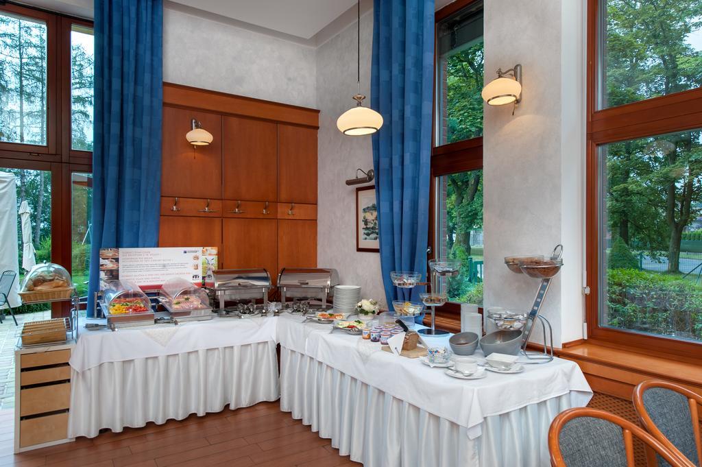 April Hotel Panorama Rychnov nad Kneznou Ngoại thất bức ảnh